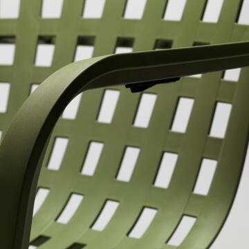 Poltrona moderna Folio alta con braccioli da esterno,... - Marino Fa Mercato