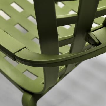 Poltrona moderna Folio alta con braccioli da esterno,... - Marino Fa Mercato