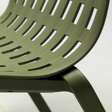 Poltrona moderna Folio alta con braccioli da esterno,... - Marino Fa Mercato